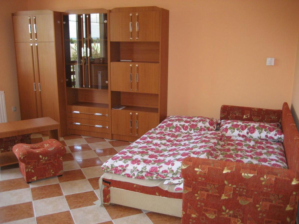 Lala Apartmanok Balatonboglár Dış mekan fotoğraf